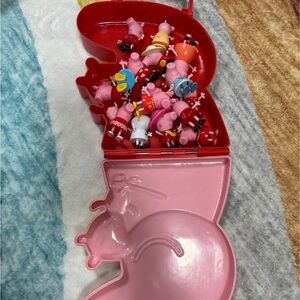 Peppa pig characters & carrying case